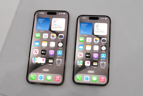 Iphone 15 va 15 pro max x2